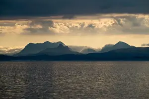 Scottish Landscapes Prints: 2s143nj
