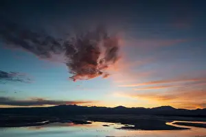 Uyuni Prints: 2s1ye9c