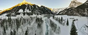 Titlis Prints: 2s24x5r