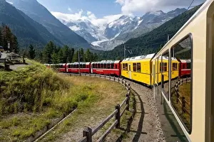 Passenger Train Prints: 2s32k7n