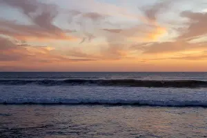 Horizon Line Prints: 2s67yf9