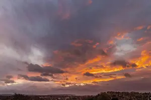 Cloud Cover Prints: 2s99hh7