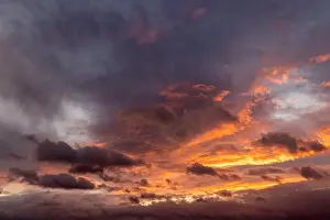 Cloud Cover Prints: 2s99hh8