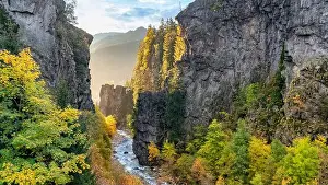 Ravine Prints: 2sb8c0j
