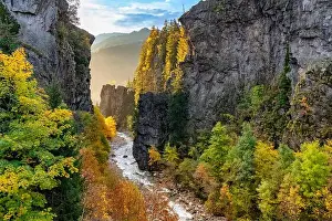 Ravine Prints: 2sb8c2d