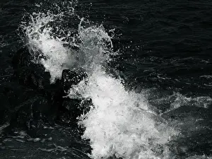 White Water Prints: 2sgk5j8