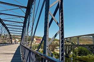 Metal Bridge Prints: 2sn7wcn