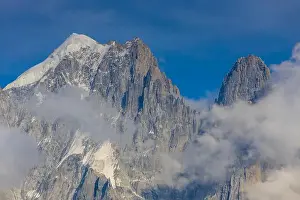 Mont Blanc Massif Prints: 2ye5rbk