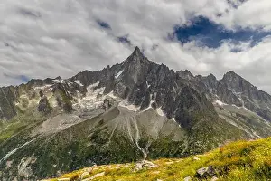 Mont Blanc Massif Prints: 2ye5rp4