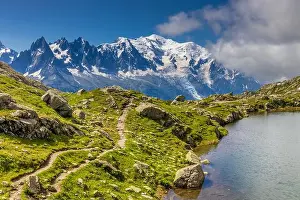 Beautiful Mountain Prints: 2ye8de0