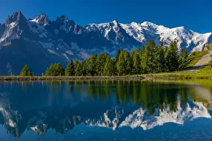 Beautiful Mountain Prints: 2ye8f3y