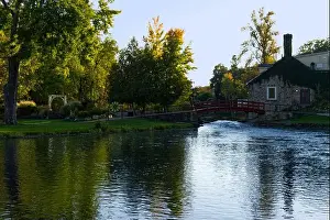 Bucolic Prints: 2yex9d8