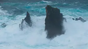Sea Stacks Prints: 2yge8xj