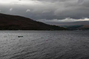 Fort William Prints: 2yp30y8