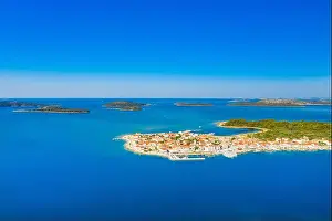 Boat Island Prints: 2yp4nhb