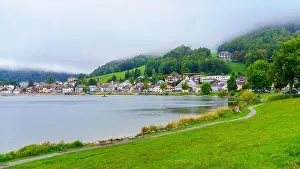 Vaud Prints: 2yw8def