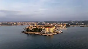 Croatian Tourism Prints: 2yxmam7