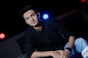 500+ Best Handsome Boy Pictures | Cute Stylish Boy Photos | Download Beautiful Boy Stock Free Images on alamy
