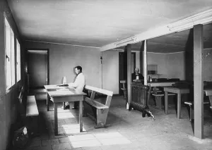 5x5 Canteen Date: undated Keywords: canteens