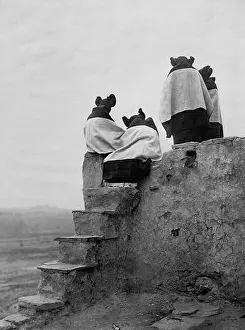 1906 Prints: 608 Edward S. Curtis, Watching the dancers, Walpi Pueblo, Arizona, 1906