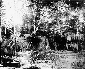 1906 Prints: 68 Фотография удэгейского стойбища с автографом В
