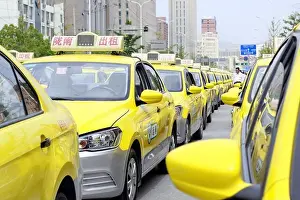 765 taxis are lined up to offer voluntary drive to students who take part in the 2017 national college entrance