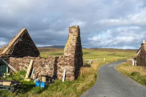 Shetland Islands Prints: Abandon ruined stone house in Hamnavoe, Mainland, Shetland islands, Scotland, UK