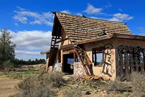 Desolate Prints: Abandoned building, Route 66, Barstow, Yermo, California, USA