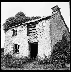 Rural Life Prints: Abandoned cottage, possibly in Devon or Cornwall, 1967. Creator: Eileen Deste