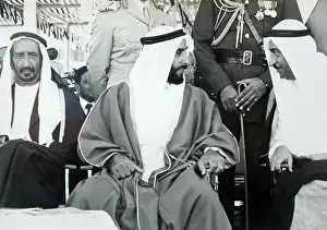 Abu Dhabi UAE 1976 Sheikh Sayed Bin Sultan Al-nahyan President UAE Talking To Sheik Sultan Bin Mohamed Al-qassimi