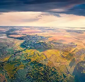 Seret Prints: Aerial summer view of flooded valley