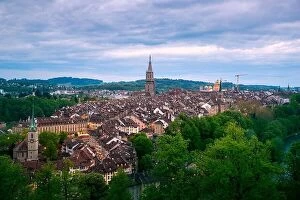 Images Dated 9th May 2016: Aerial view of the Bern old town with the Aare river flowing around the town at night in Bern