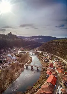 Veliko Prints: Aerial view of Impressive overhead view of the old stone bridge across Yarra river - Image
