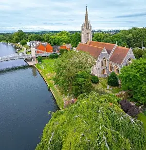 Bird Eye View Prints: Aerial view of Marlow, a town and civil parish within the Unitary Authority of Buckinghamshire