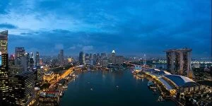 Images Dated 24th February 2017: Aerial view of Singapore business district and city at night in Singapore, Asia
