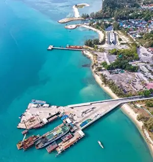 Sala Prints: Aerial view of Thong Sala pier, boat and koh Tae Nai in koh Phangan, Thailand