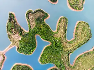 1000 Prints: Aerial View of Thousand Island Lake
