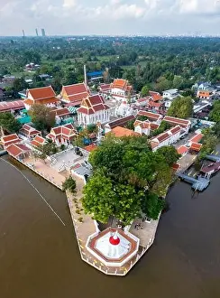 Aerial view of Wat Poramai Yikawat or wat Paramaiyikawat in Koh Kret, Nonthaburi, Thailand