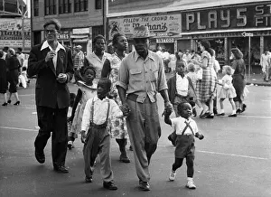 Long Island Prints: An African American family on a walk on Long Island in the state of New York
