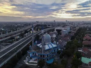 Masjid Prints: Al-azhar Center Mosque panorama view Largest Mosque in Bekasi