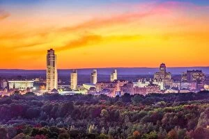 Images Dated 6th October 2016: Albany, New York, USA city skyline at dusk