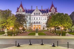 Images Dated 7th October 2016: Albany, New York, USA at the New York State Capitol at twilight