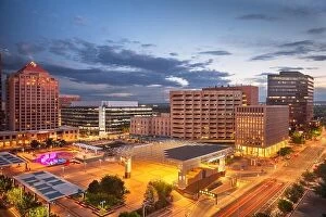 Images Dated 28th June 2019: Albuquerque, New Mexico, USA downtown cityscape over the plaza at twilight