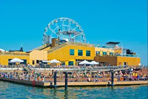 Ferris Wheel Prints: Allas, sea pool, Kauppatori, Helsinki, Finland