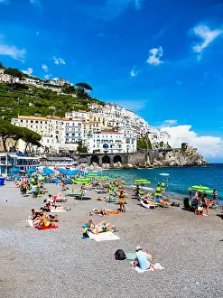 Italien Prints: Altstadt und Strand von Amalfi