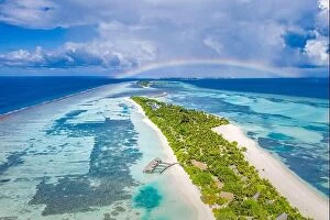 Images Dated 25th May 2019: Amazing bird eyes view in Maldives, landscape seascape aerial view over a Maldives