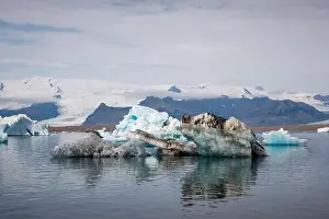Jokulsarlon Prints: Amazing landscape of Jokulsarlon