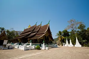 Laos Prints: Amazing Wat Xieng Thong temple in touristic Luang Prabang in Laos
