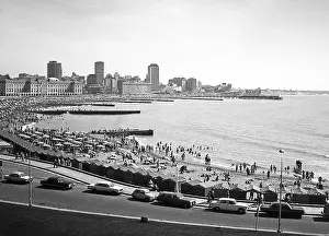 ARG 259A Mar Del Plata Argentina 1973 casino and beach scene with lots of cars