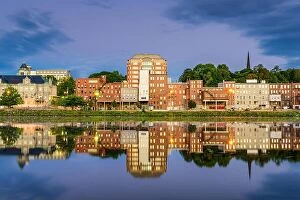 Images Dated 22nd September 2016: Augusta, Maine, USA downtown skyline on the Kennebec River
